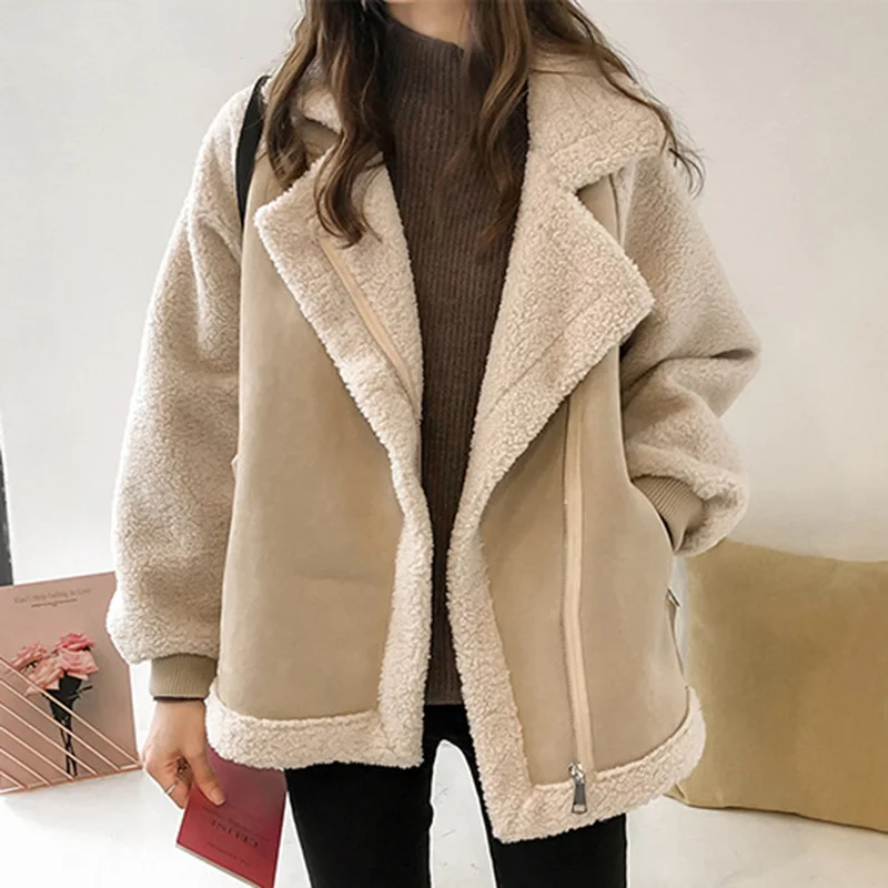 Women Winter Faux Fur Suede Jackets Coat Thicken Warm Lambs Wool Teddy Coats Ladies Loose Outwear Tops Woman Jacket
Women Winter Faux Fur Suede Jackets Coat Thicken Warm Lambs Wool Teddy Coats Ladies Loose Outwear Tops Woman Jacket