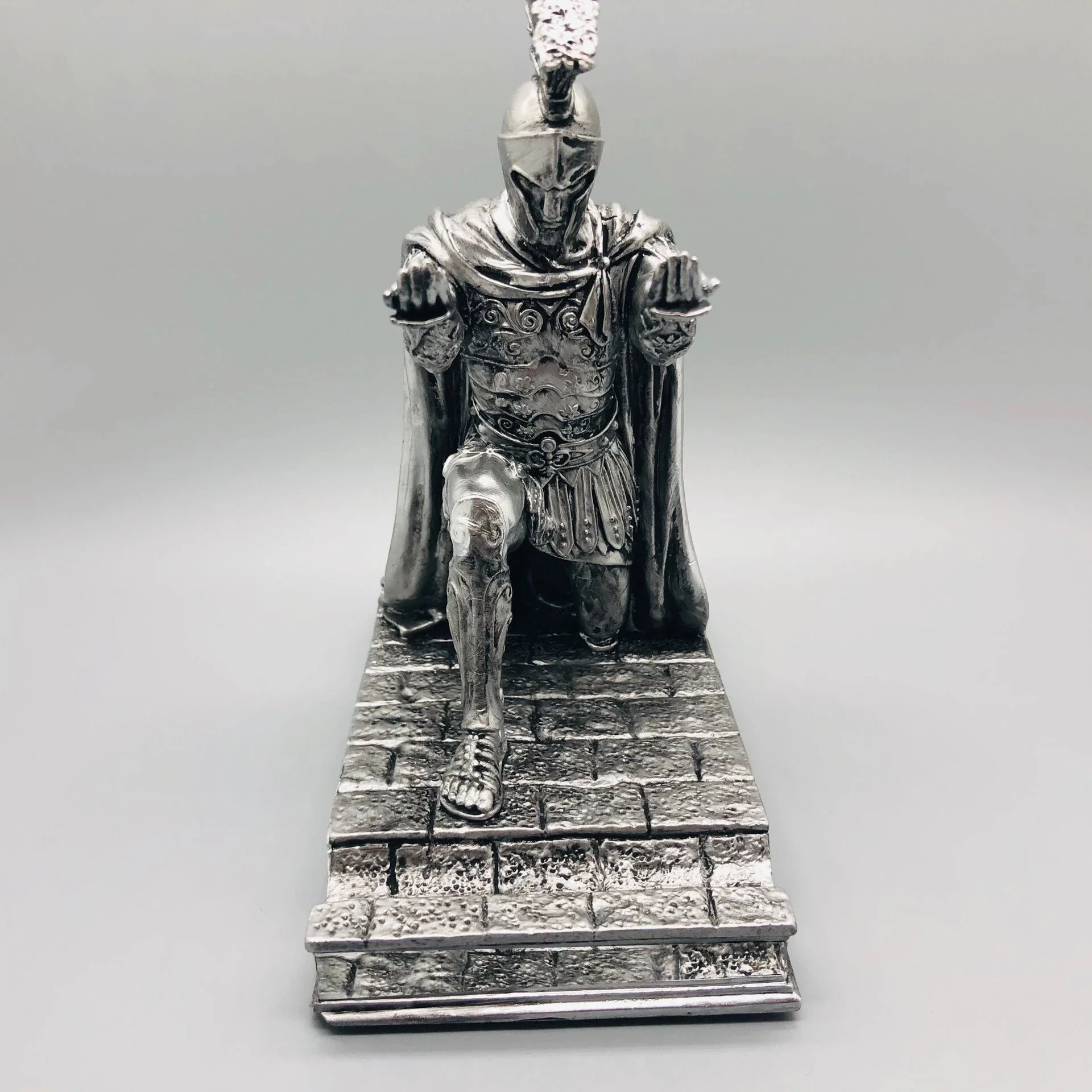 Organizer Figurine Holder Office Stand Phone And Accessories Soldier Pencil For Executive Knight Desk
Organizer Figurine Holder Office Stand Phone And Accessories Soldier Pencil For Executive Knight Desk