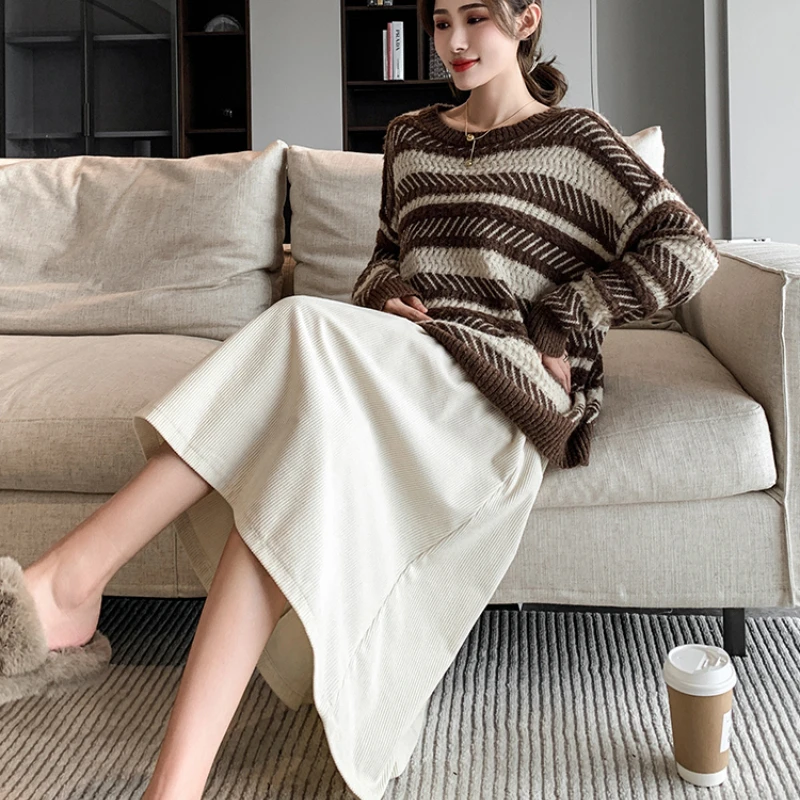 Autumn Maternity Corduroy Skirts Pleated Skirt with Pockets Mid-calf Pregnant Women Umbrella Skirt Long Loose Full Skirts Empire
Autumn Maternity Corduroy Skirts Pleated Skirt with Pockets Mid-calf Pregnant Women Umbrella Skirt Long Loose Full Skirts Empire