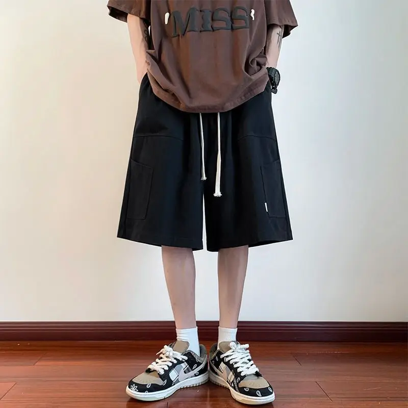 2023 Sporty Men Solid Cargo Shorts Thin Short Trousers Mid Waisted Loose Straight Knee Length Shorts Male Casual Pants Y117
2023 Sporty Men Solid Cargo Shorts Thin Short Trousers Mid Waisted Loose Straight Knee Length Shorts Male Casual Pants Y117