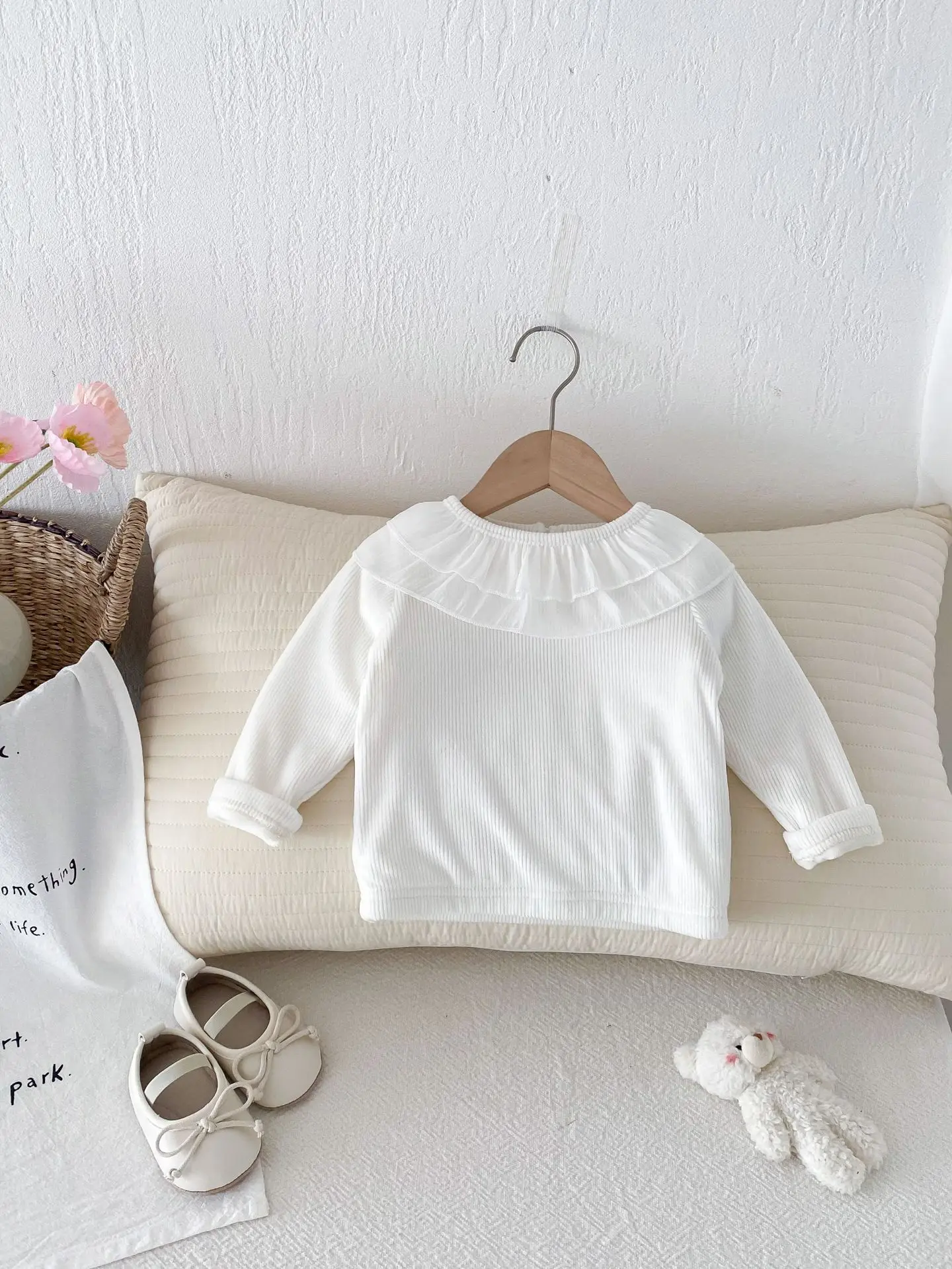 2025 Winter New Baby Girls Ruffle Collar Fleece Tees Infant Solid Bottoming Shirt Toddler Girls Plus Velvet Thick Warm Tops 14 Sf3f3b5b381234ea4a9dc0ec32693d2a4P