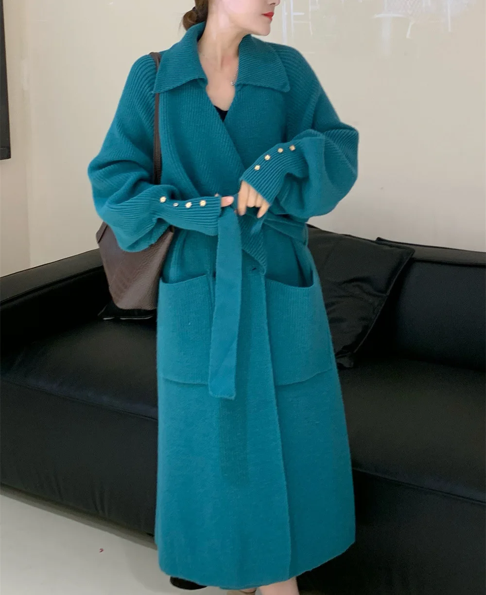 European style 2023 women's oversized knitwear cardigan overcoats autumn winter female x-long loose sweaters trench
European style 2023 women's oversized knitwear cardigan overcoats autumn winter female x-long loose sweaters trench