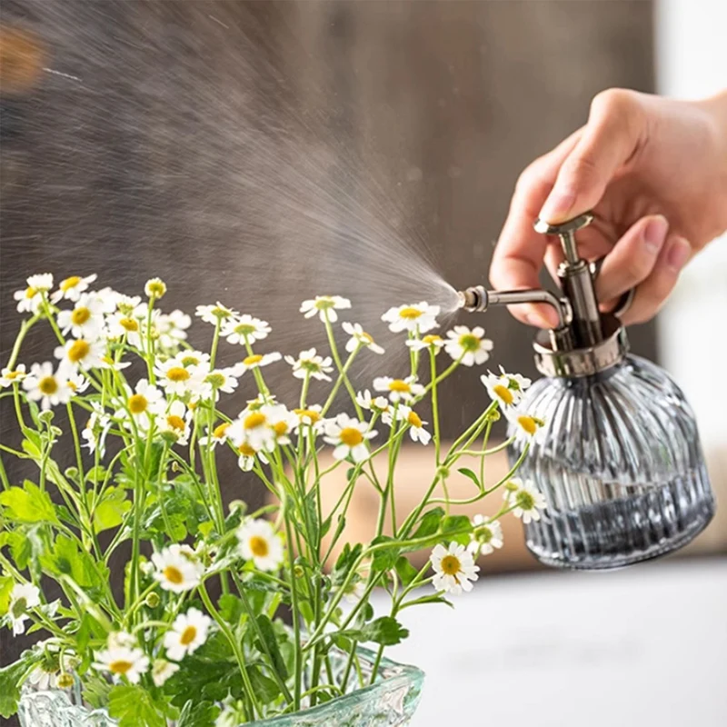 New Plant Flower Watering Pot Spray Bottle Antique Glass Watering Can Plant Watering Kettle Garden Water Sprinker Garden
New Plant Flower Watering Pot Spray Bottle Antique Glass Watering Can Plant Watering Kettle Garden Water Sprinker Garden