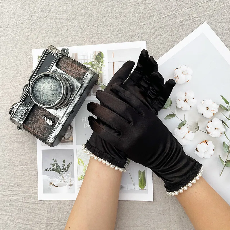 Sexy Wedding Party Dress Gloves Short Satin Full Finger Pearl Mitten Elegant Anti-UV Fashion Glove Etiquette Women Luxury Mitten
Sexy Wedding Party Dress Gloves Short Satin Full Finger Pearl Mitten Elegant Anti-UV Fashion Glove Etiquette Women Luxury Mitten