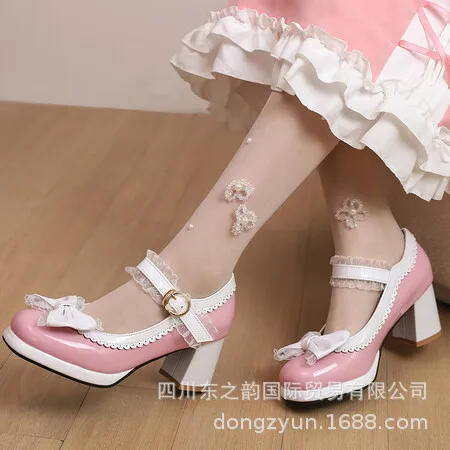 2024 Spring/Summer New Single Shoes Women's Cute Academy Style Bow Thick Heel Shallow Mouth Lolita Women's Single Shoes
2024 Spring/Summer New Single Shoes Women's Cute Academy Style Bow Thick Heel Shallow Mouth Lolita Women's Single Shoes