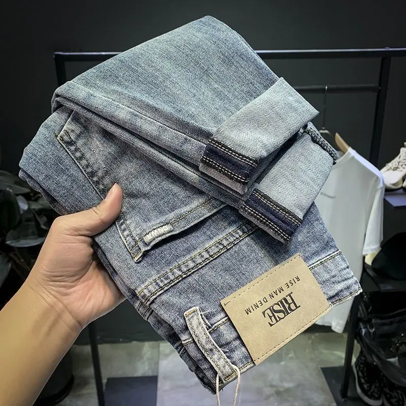 Korean Fashion Men's Slim Fit Denim Jeans for Casual Spring and Autumn Wear Stretch Casual Wear Jeans for Men Original Trousers
Korean Fashion Men's Slim Fit Denim Jeans for Casual Spring and Autumn Wear Stretch Casual Wear Jeans for Men Original Trousers