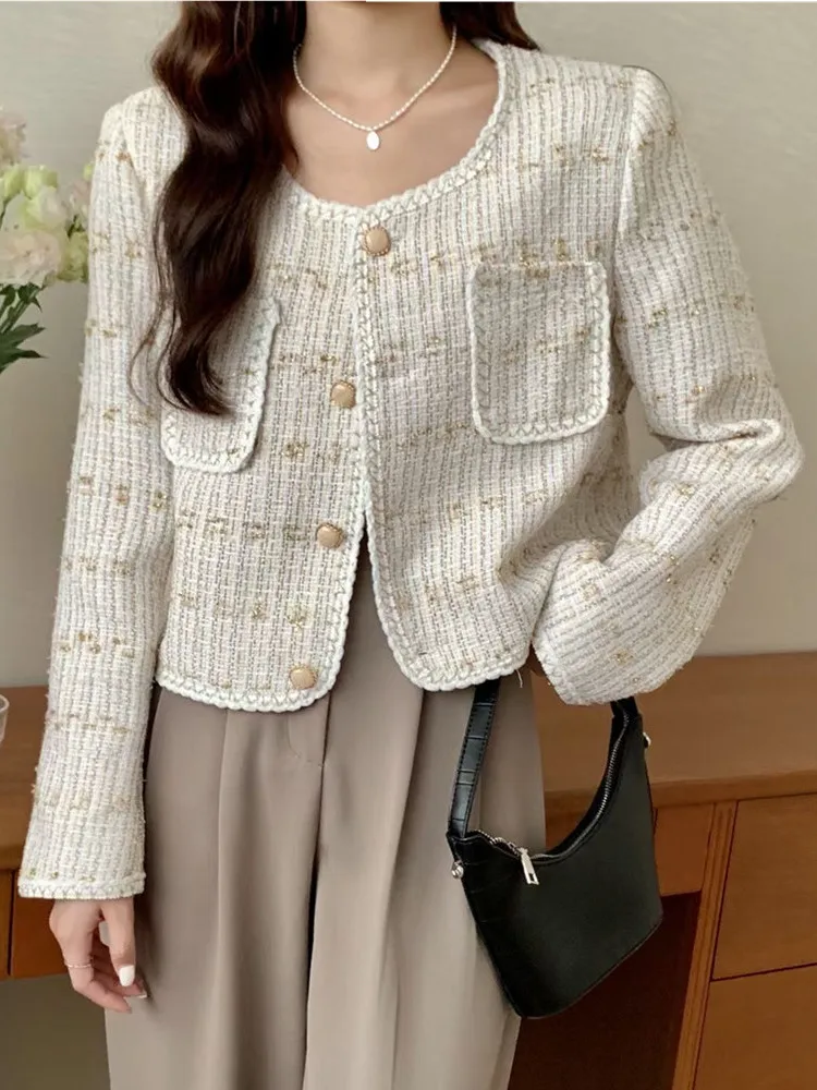 High-Quality Korean Fashion Tweed Jacket Women O Neck Cropped Coats New Autumn Single Breasted Office Lady Woolen Outwear
High-Quality Korean Fashion Tweed Jacket Women O Neck Cropped Coats New Autumn Single Breasted Office Lady Woolen Outwear