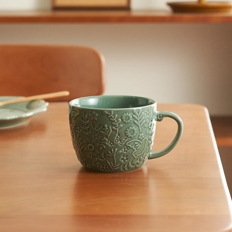 Nordic style embossed mug home large-capacity ceramic cups creative personality Cup retro coffee cup
Nordic style embossed mug home large-capacity ceramic cups creative personality Cup retro coffee cup