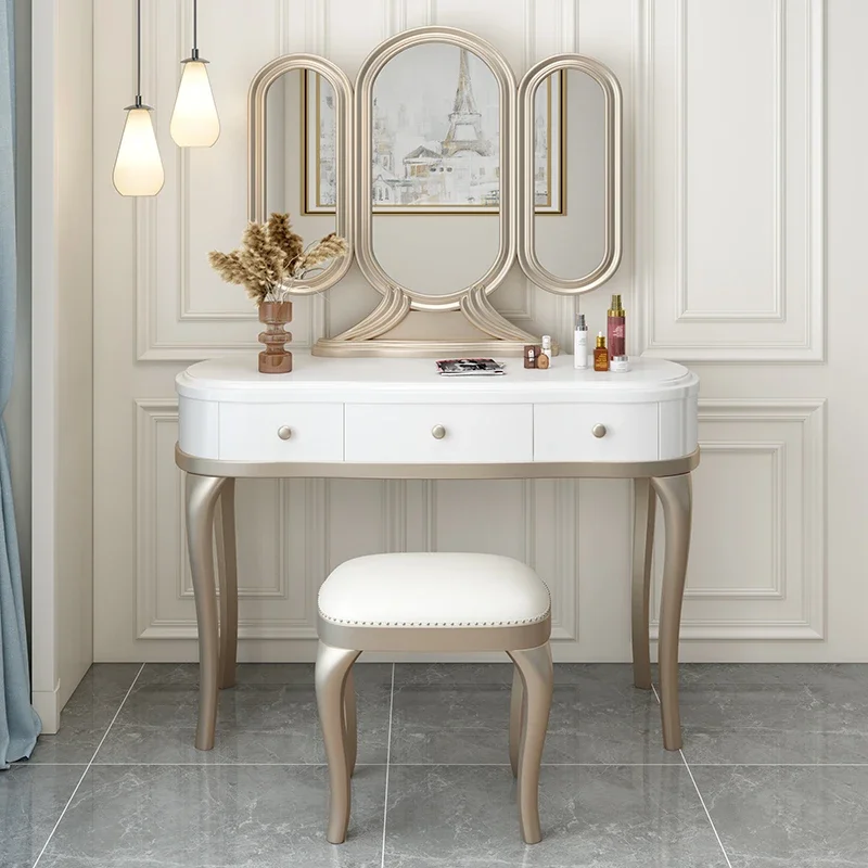 Solid Wood Dresser Light Luxury Modern Simplicity with American Style Master Bedroom Storage Cabinet Integrated Table
Solid Wood Dresser Light Luxury Modern Simplicity with American Style Master Bedroom Storage Cabinet Integrated Table