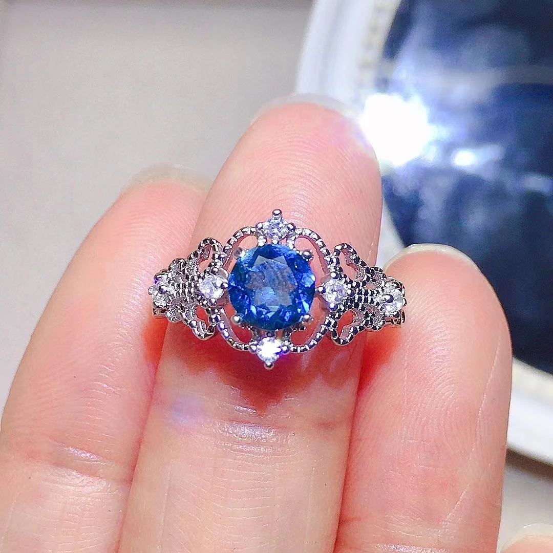Vintage 925 Silver Topaz Ring for Party 6mm VVS Grade Natural Topaz Silver Ring Solid 925 Silver Topaz Jewelry
Vintage 925 Silver Topaz Ring for Party 6mm VVS Grade Natural Topaz Silver Ring Solid 925 Silver Topaz Jewelry