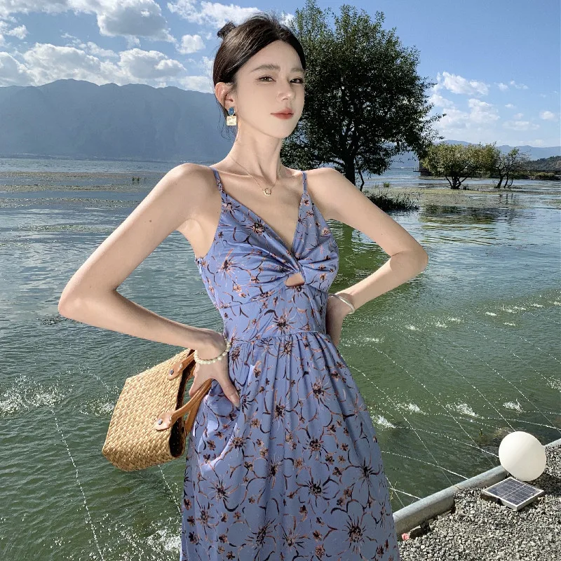 

French Floral Camisole Deep V Neck Dress For Women's Summer 2024 New Seaside Vacation High Waist Casual Long Dress F060