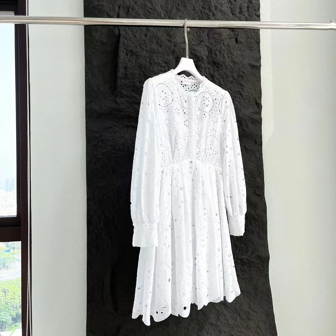 High Quality 2023 Summer Women Fashion Runway Sexy Holiday Mini Embroidery Dress Sexy Ladies Slim Hot Sale White Dresses
High Quality 2023 Summer Women Fashion Runway Sexy Holiday Mini Embroidery Dress Sexy Ladies Slim Hot Sale White Dresses