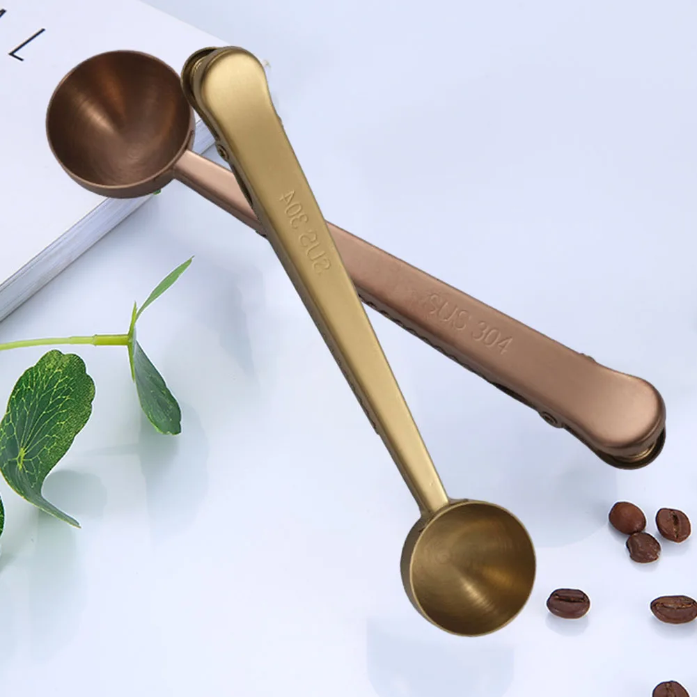 2 In 1 Multifunction Kitchen Supplies Coffee Scoop With Clip Stainless Steel Tea Measuring Cup Scoop Spoons Rose Gold
2 In 1 Multifunction Kitchen Supplies Coffee Scoop With Clip Stainless Steel Tea Measuring Cup Scoop Spoons Rose Gold