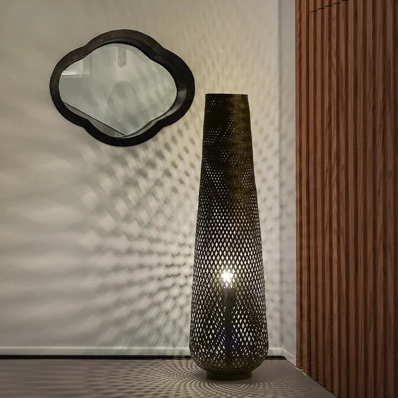 Rattan Floor Lamp Japanese Retro Wabi-sabi vertical led lamp Study Decorative Living Room Bedroom Cafe bedside table lamps
Rattan Floor Lamp Japanese Retro Wabi-sabi vertical led lamp Study Decorative Living Room Bedroom Cafe bedside table lamps