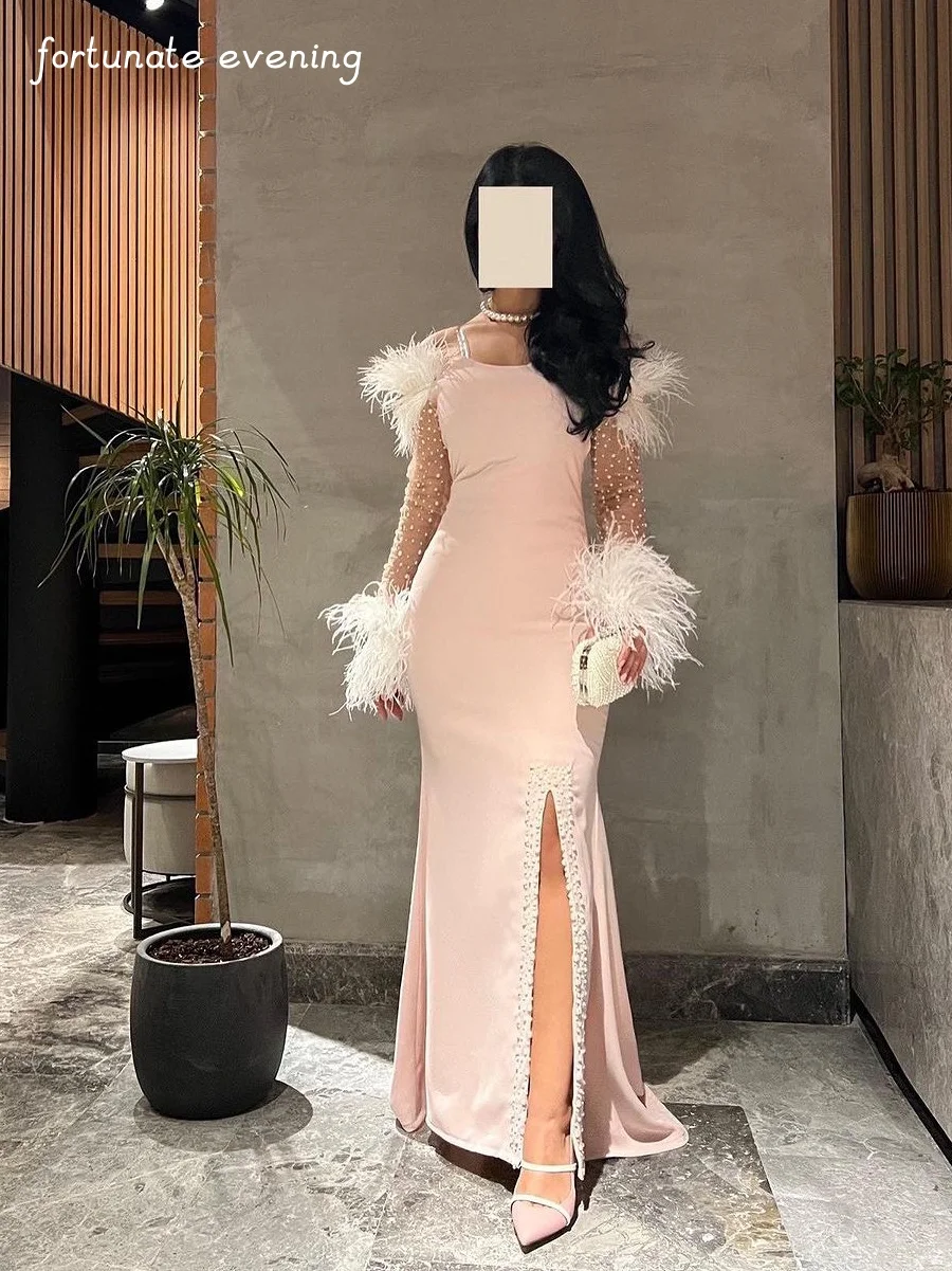 Fortunate Evening Elegant Vintage Sweet Pink Feathers Beading Boat Neck Customize Formal Occasion Prom Dress Evening Party Gowns
Fortunate Evening Elegant Vintage Sweet Pink Feathers Beading Boat Neck Customize Formal Occasion Prom Dress Evening Party Gowns