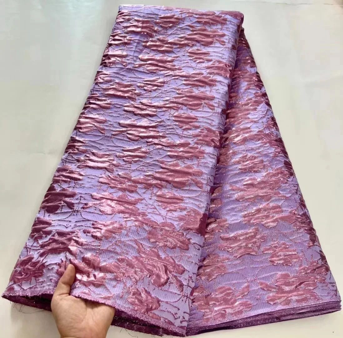 Розовая нигерийская жаккардовая кружевная ткань, французская кружевная ткань 2023, Высококачественная африканская кружевная ткань для женщин
Розовая нигерийская жаккардовая кружевная ткань, французская кружевная ткань 2023, Высококачественная африканская кружевная ткань для женщин