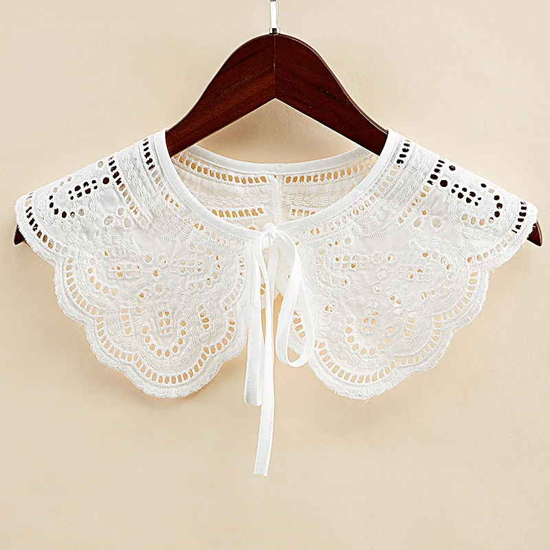 Korean Style Decorative Fake Collar Shawl Wrap Hollow Out Embroidery Sunflower Leaves Lace Necklace Vintage Short Poncho Capeles
Korean Style Decorative Fake Collar Shawl Wrap Hollow Out Embroidery Sunflower Leaves Lace Necklace Vintage Short Poncho Capeles