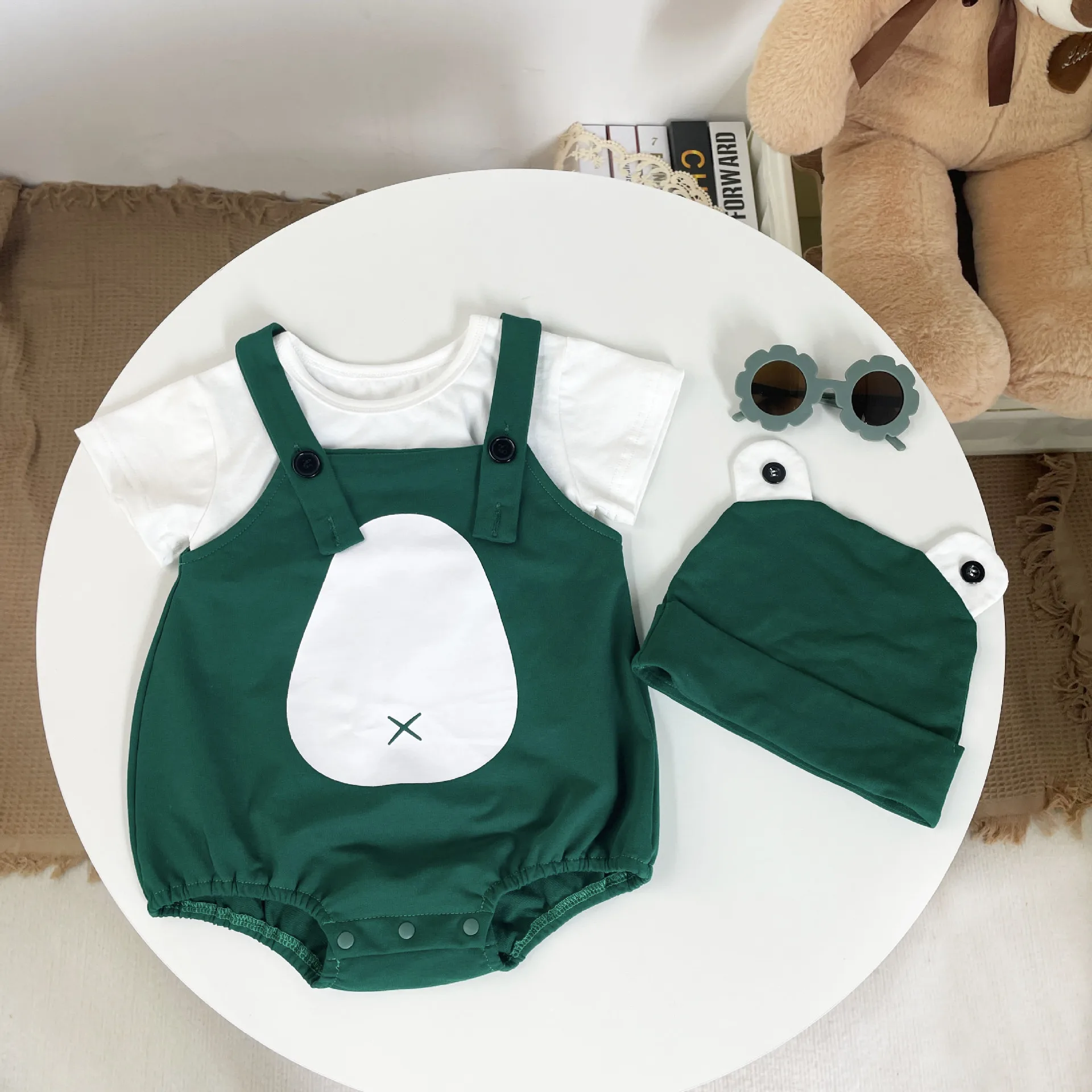 Summer Newborn Baby Clothing Sets Cute Green Frog Sling Bodysuit White Tees Hat 3Pcs Cotton Infant Boys Girls Clothes Outfits
Summer Newborn Baby Clothing Sets Cute Green Frog Sling Bodysuit White Tees Hat 3Pcs Cotton Infant Boys Girls Clothes Outfits
