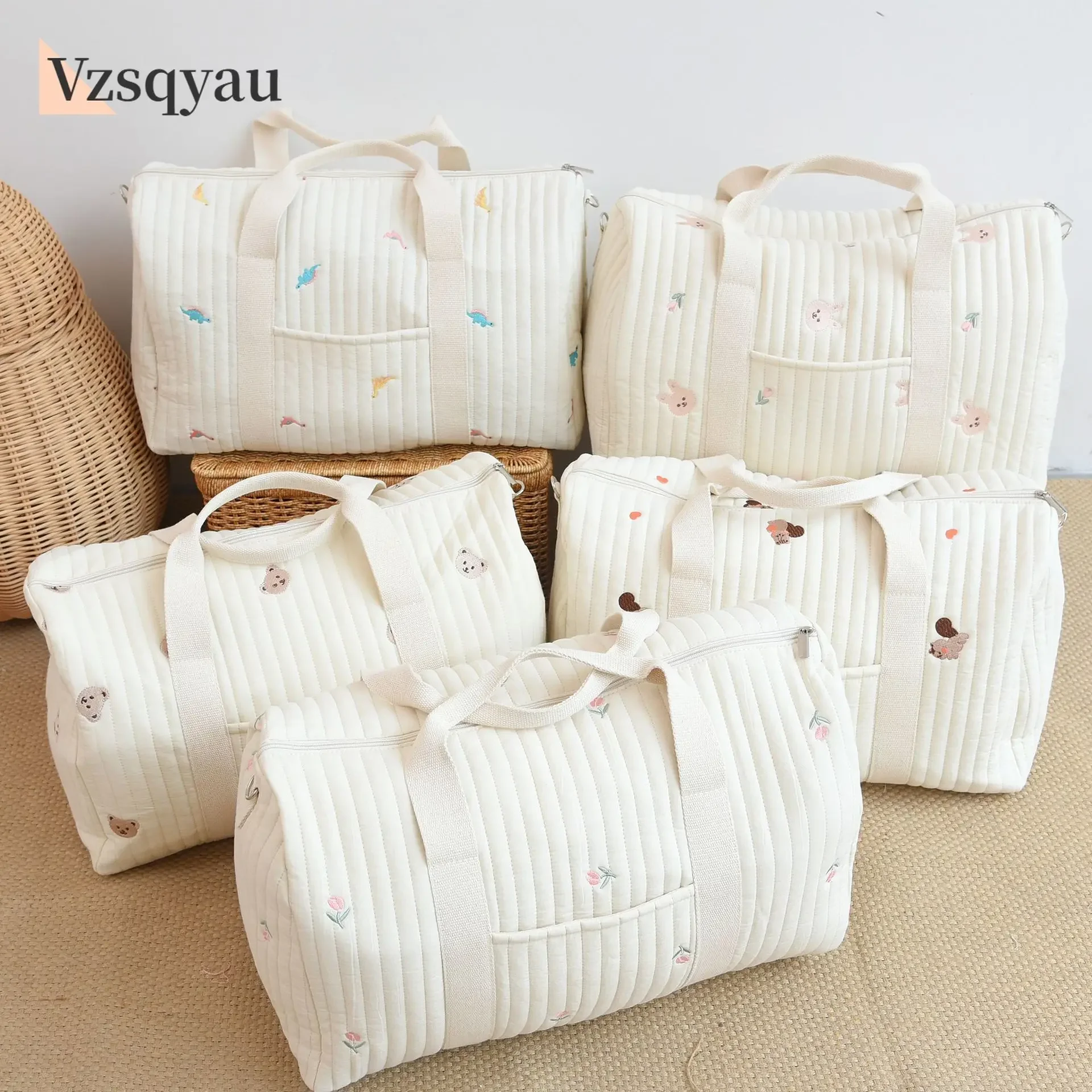 Large Capacity Maternity Bag for Baby Diaper Bag Newborn Organizer Hospital Mommy Bag Quilted Nappy Travel Shoulder Luggage Bag
Large Capacity Maternity Bag for Baby Diaper Bag Newborn Organizer Hospital Mommy Bag Quilted Nappy Travel Shoulder Luggage Bag