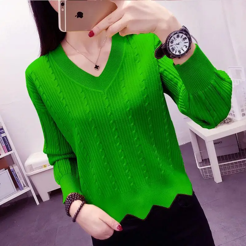 

Fashion Loose V-Neck Solid Color Folds Ruffles Sweaters Women's Clothing 2023 Autumn Winter Loose Commuter Pullovers Casual Tops