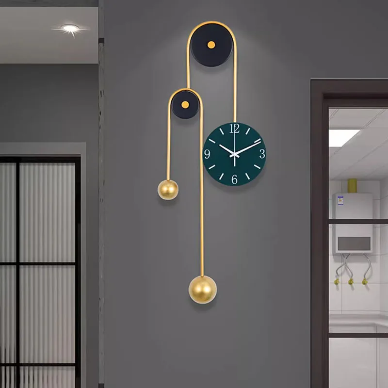 Vintage Gold Wall Clock Luxury Modern Green Unique Wall Clock Metal Art Horloge Murale Design Moderne Decoration Living Room
Vintage Gold Wall Clock Luxury Modern Green Unique Wall Clock Metal Art Horloge Murale Design Moderne Decoration Living Room
