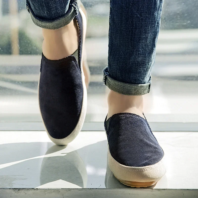 Casual Flats Air Mesh Breathable Canvas Shoes for Men Breathable Non-slip Women Shoes Spring Autumn Fashion Sneakers Zapatillas
Casual Flats Air Mesh Breathable Canvas Shoes for Men Breathable Non-slip Women Shoes Spring Autumn Fashion Sneakers Zapatillas