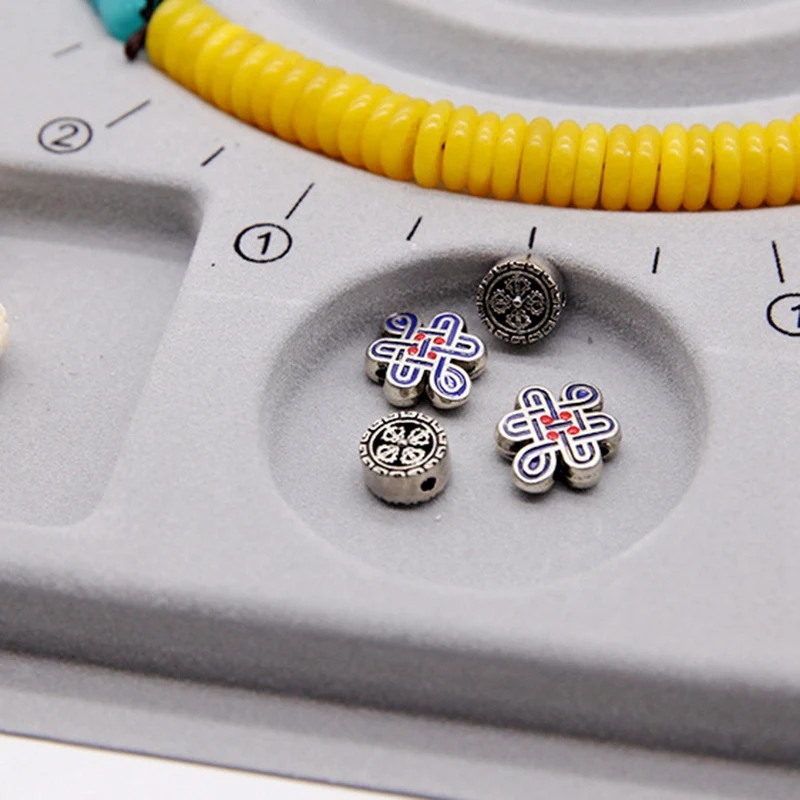 4Pcs Bead Design Board Bracelet Design Board Flocked Bead Board Necklace Beading Jewelry Organizer Tray DIY Making Tray
4Pcs Bead Design Board Bracelet Design Board Flocked Bead Board Necklace Beading Jewelry Organizer Tray DIY Making Tray