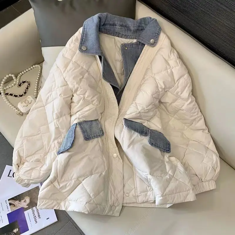 Women Denim Patchwork Thickened Cotton Padded Coat Winter Fake Two-piece Diamond Checkered Quilted Jeans Jacket Parkas Outerwear
Women Denim Patchwork Thickened Cotton Padded Coat Winter Fake Two-piece Diamond Checkered Quilted Jeans Jacket Parkas Outerwear