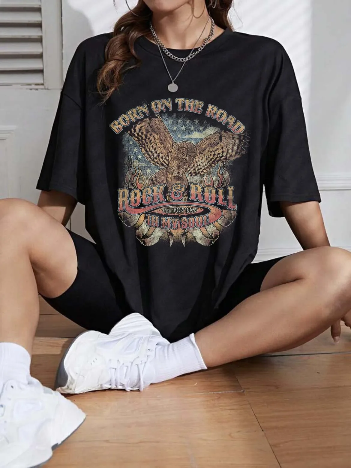 Street Versatile Cute Black T-Shirt Top Printed Sweet Style Women's Cartoon Trendy Clothing Women's Printed Casual Fun T-Shirt.
Street Versatile Cute Black T-Shirt Top Printed Sweet Style Women's Cartoon Trendy Clothing Women's Printed Casual Fun T-Shirt.