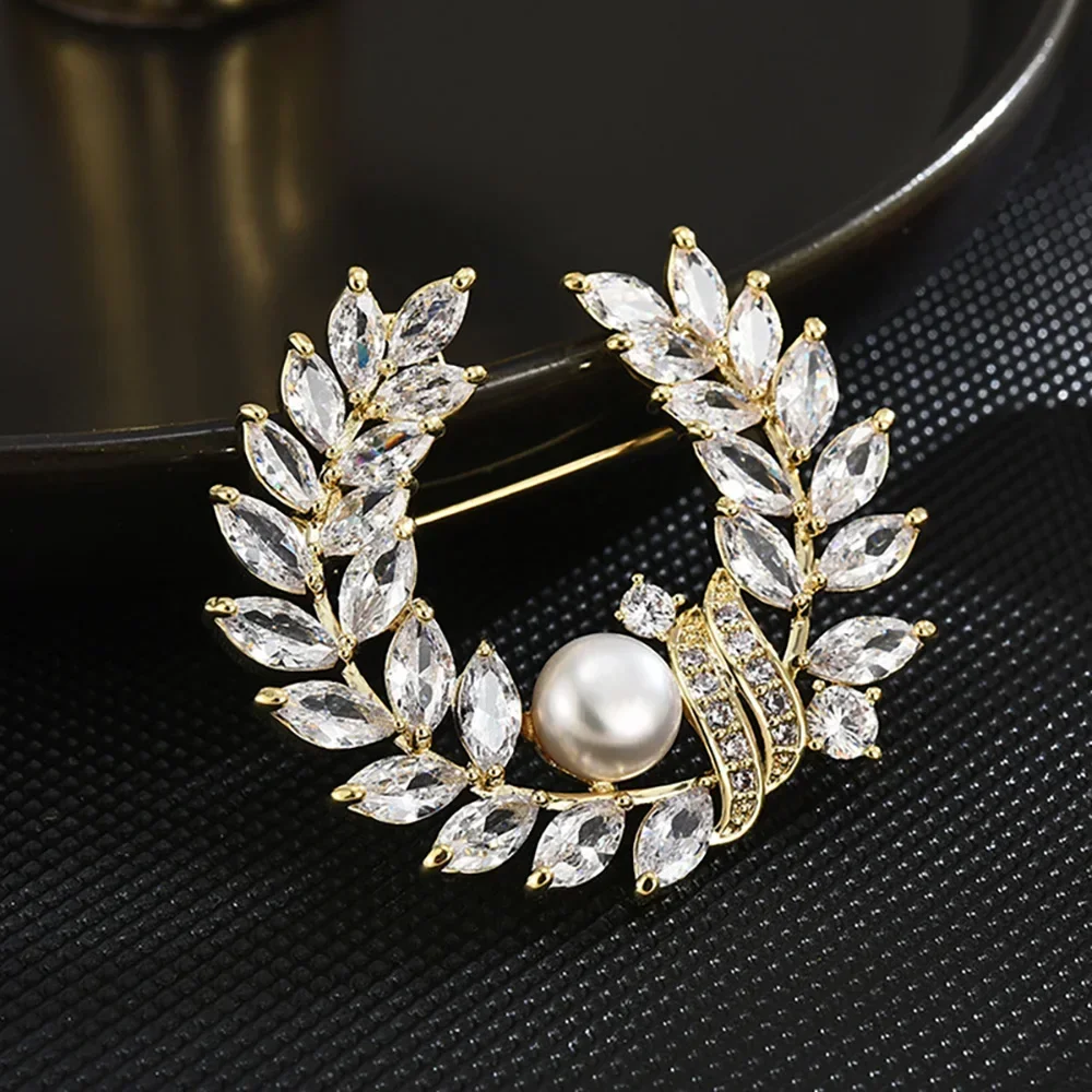 

fashion olive branch Brooch for Women Pearl Zircon Inlaid Elegant Ladies Coat Pins Wedding Bridesmaid Jewelry High Quality Gifts