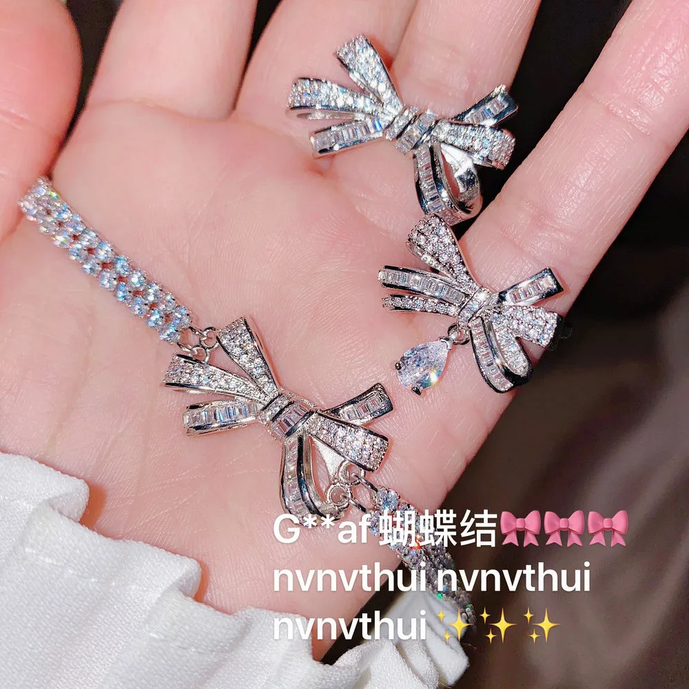 Dream Treasure Plated 18K White Gold Ladder Zirconium Big Bow Zircon Bracelet Luxury Inlaid Eye Tear Drop Ring Adjustable
Dream Treasure Plated 18K White Gold Ladder Zirconium Big Bow Zircon Bracelet Luxury Inlaid Eye Tear Drop Ring Adjustable