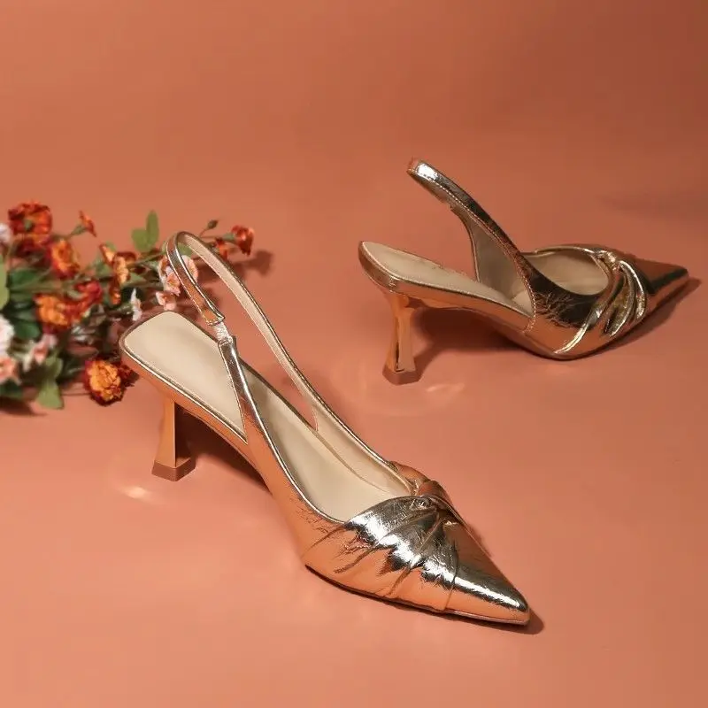 2024 New Golden Pleated Sexy Women's Sandals Pointed High Heeled Fashion Banquet High Heeled Sandals High Heeled Shoes
2024 New Golden Pleated Sexy Women's Sandals Pointed High Heeled Fashion Banquet High Heeled Sandals High Heeled Shoes