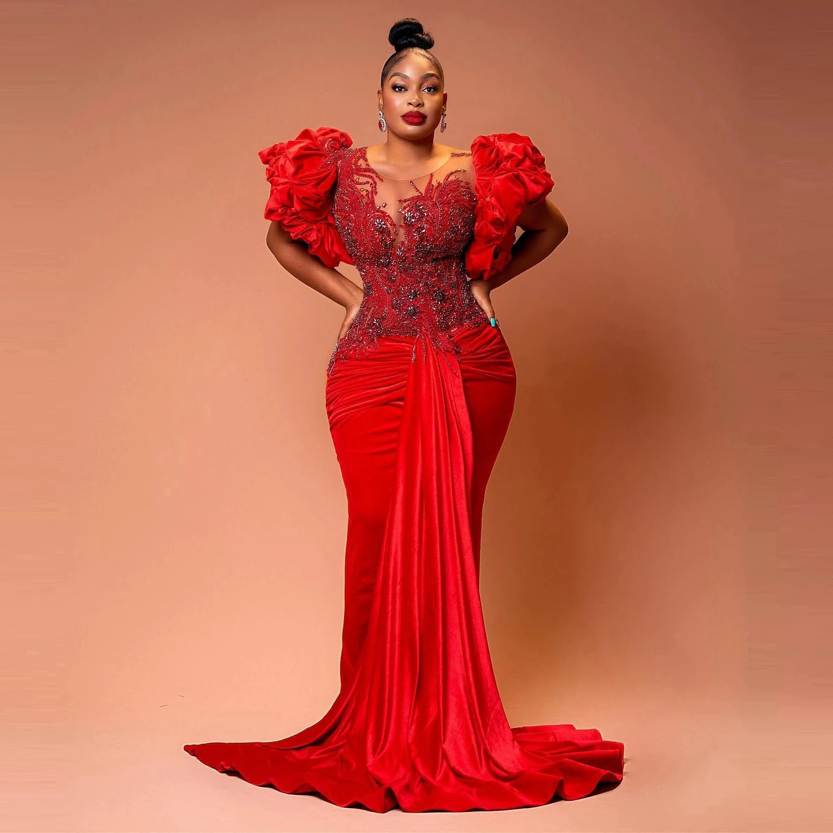 

Plus Size African Red Velvet Evening Dresses with Ruffled Puff Sleeves Beaded Mermaid Prom Gown Aso Ebi Wedding Reception Dress