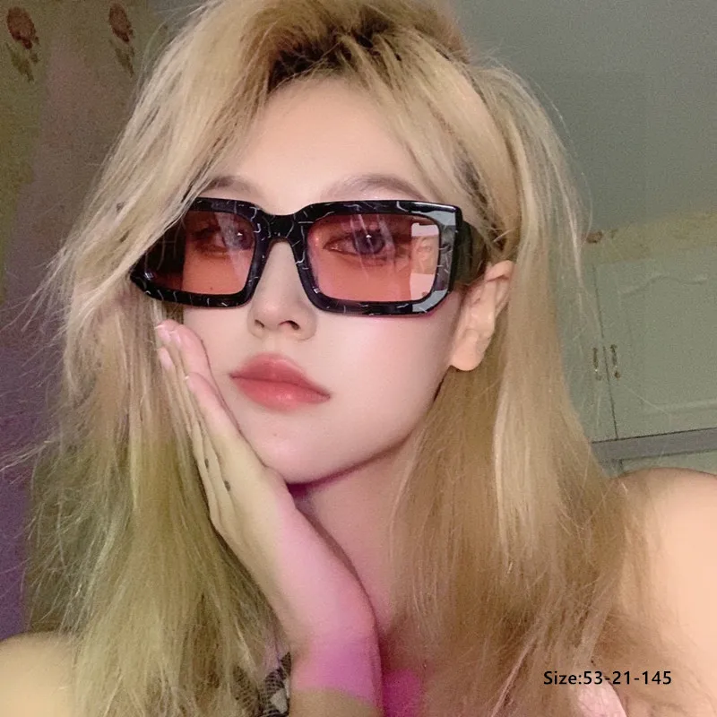 2023 Original Customized Diamond Cut Frame Mirror Leg Decoration Fashion Versatile High Edition Women's Sunglasses
2023 Original Customized Diamond Cut Frame Mirror Leg Decoration Fashion Versatile High Edition Women's Sunglasses