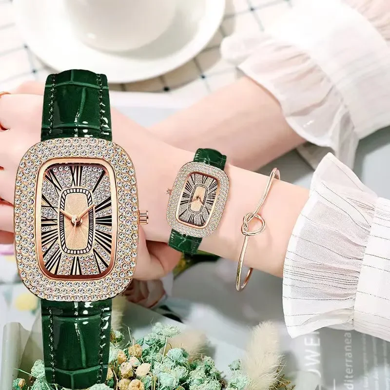 MOONBIFFY 2024 NEW High Quality Fashion Luxury Full Diamond Oval Ladies Belt Quartz Watch Student Girl Dress Clock Roman Vintage
MOONBIFFY 2024 NEW High Quality Fashion Luxury Full Diamond Oval Ladies Belt Quartz Watch Student Girl Dress Clock Roman Vintage