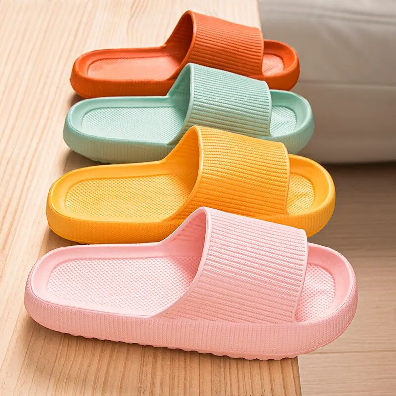 2023Fashion Solid Concise Summer Home Slippers Women Flat Lightweight Indoor Bathroom Slippers Men Couples Slides
2023Fashion Solid Concise Summer Home Slippers Women Flat Lightweight Indoor Bathroom Slippers Men Couples Slides