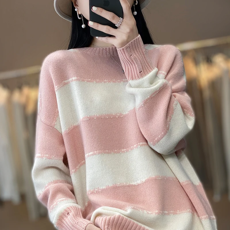 2022 autumn and winter new fashion loose round neck long sleeve color matching striped sweater
2022 autumn and winter new fashion loose round neck long sleeve color matching striped sweater
