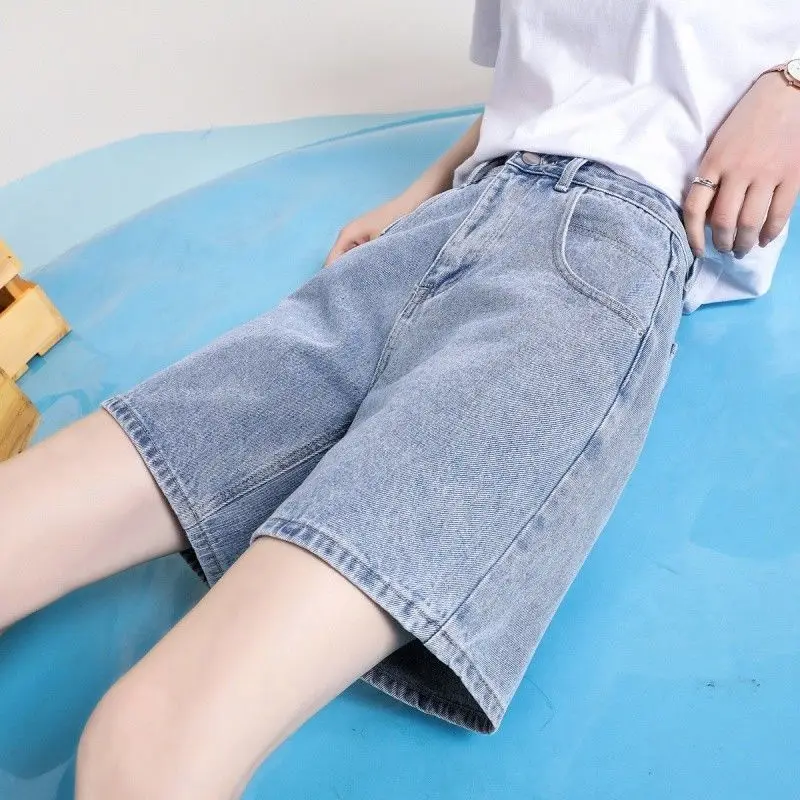 Denim shorts men outer wear 2024 summer thin casual loose versatile five-point pants high street trendy brand straight pants y2k
Denim shorts men outer wear 2024 summer thin casual loose versatile five-point pants high street trendy brand straight pants y2k