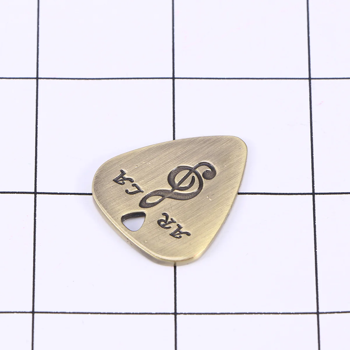 

Guitar Pick Personalized DIY Portable Metal Bronze Picks Pendants Plectrums for Bass Guitar Ukulele Mandolin Banjo