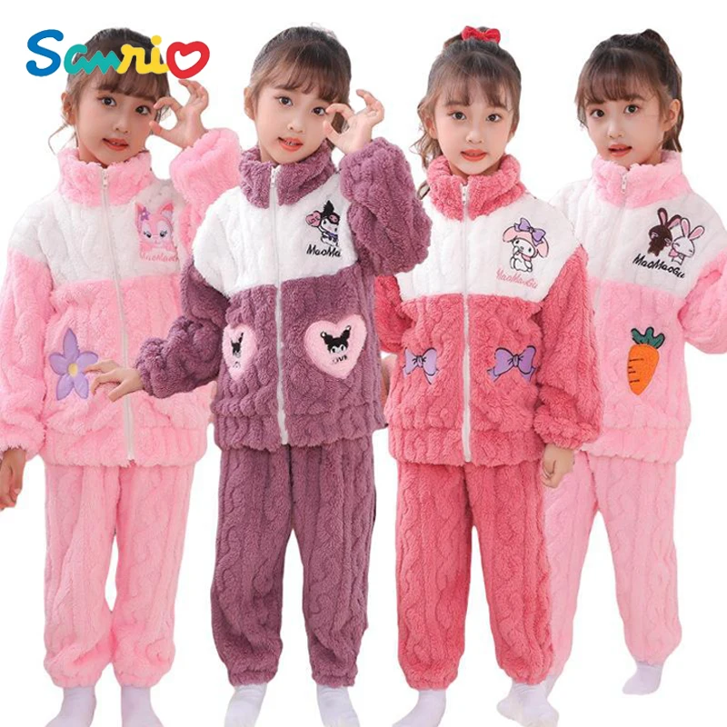 Милый пижамный комплект для девочек из аниме кавайная Sanrios My Melody Cinnamoroll Kuromi фланелевая утепленная Милая мультяшная Детская домашняя одежда из кораллового флиса
Милый пижамный комплект для девочек из аниме кавайная Sanrios My Melody Cinnamoroll Kuromi фланелевая утепленная Милая мультяшная Детская домашняя одежда из кораллового флиса