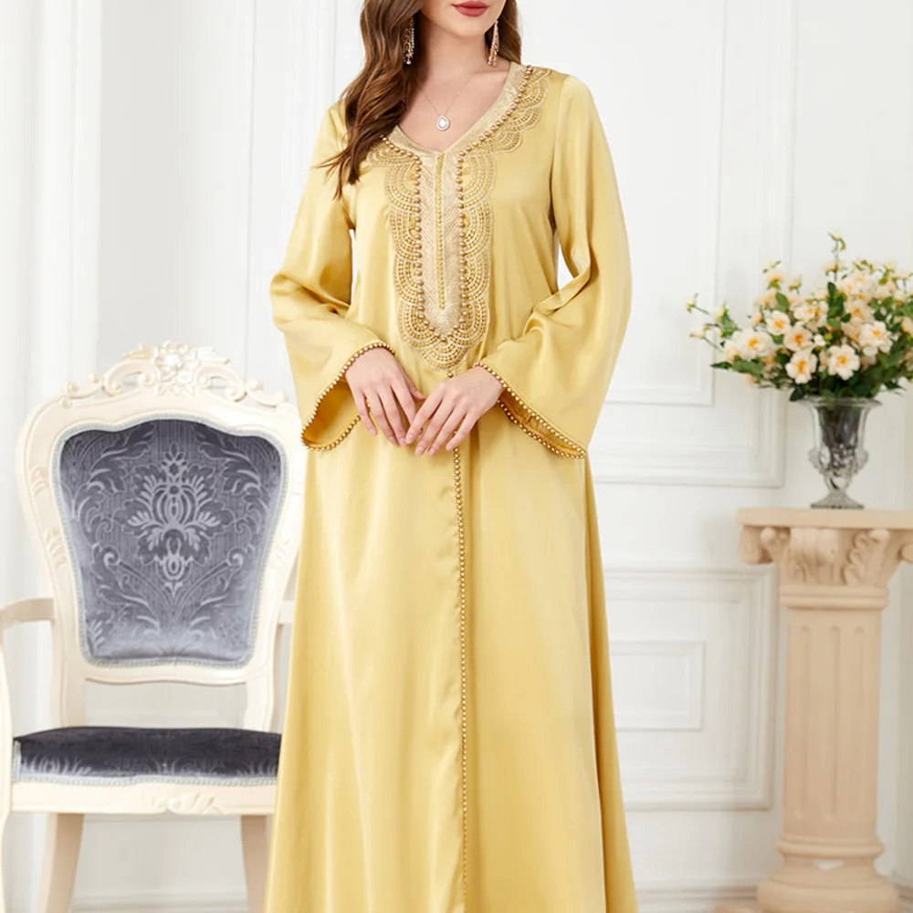 Abaya Arab Apparel Women's V-neck Beaded Long Slip Fashion Dress Long Robe Muslim Fashion
Abaya Arab Apparel Women's V-neck Beaded Long Slip Fashion Dress Long Robe Muslim Fashion
