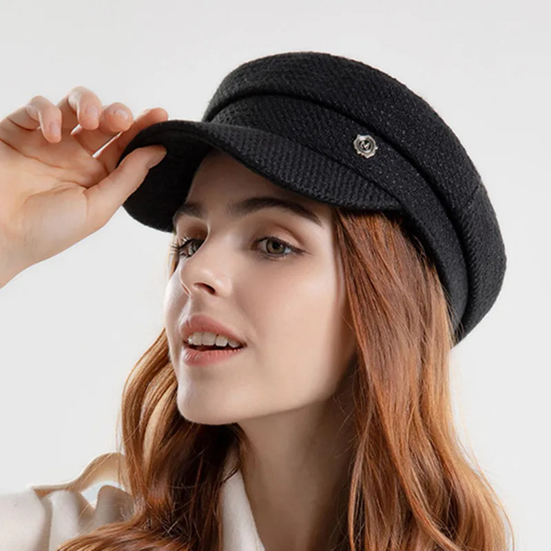 Free Shipping 2023 Autumn And Winter New Military Hats For Women Elegant Vintage Flat Cap Fashion Party Caps Retro Female Hat
Free Shipping 2023 Autumn And Winter New Military Hats For Women Elegant Vintage Flat Cap Fashion Party Caps Retro Female Hat