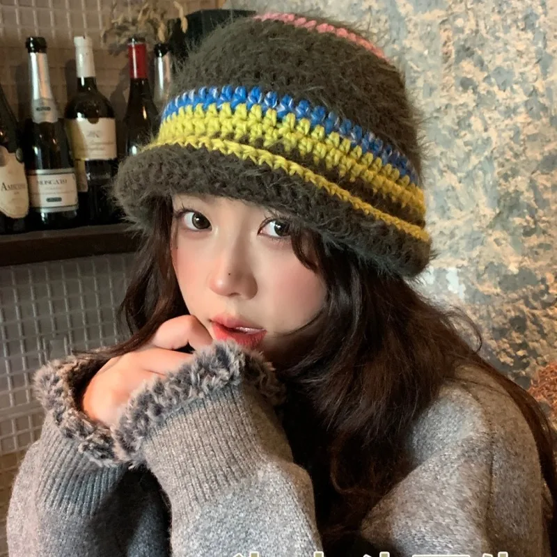Winter Korean Hand-woven Beanie Hat Fashion Street Versatile Big Head Warm Ear Protection Knitted Color Matching Bucket Hats
Winter Korean Hand-woven Beanie Hat Fashion Street Versatile Big Head Warm Ear Protection Knitted Color Matching Bucket Hats