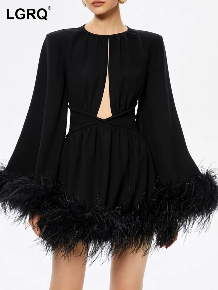LGRQ Women's Patchwork Feather Hollowed Out Evening Dress Sexy Elegant Round Neck Loose 2024 Trendy Pleat Design Dresses 19F3078
LGRQ Women's Patchwork Feather Hollowed Out Evening Dress Sexy Elegant Round Neck Loose 2024 Trendy Pleat Design Dresses 19F3078