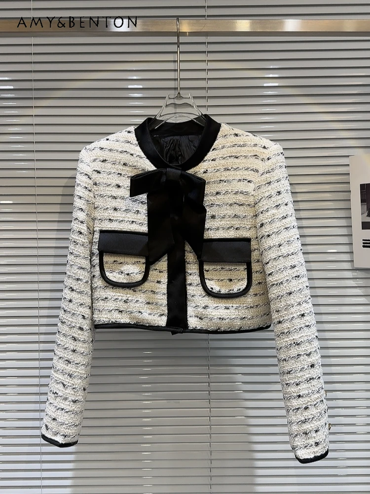 Spring New Sweet Cute Velvet Bow Thickened Tweed Coat Hot Girl Sexy Short Jackets for Women Round Neck Loose OL Stripe Jacket
Spring New Sweet Cute Velvet Bow Thickened Tweed Coat Hot Girl Sexy Short Jackets for Women Round Neck Loose OL Stripe Jacket