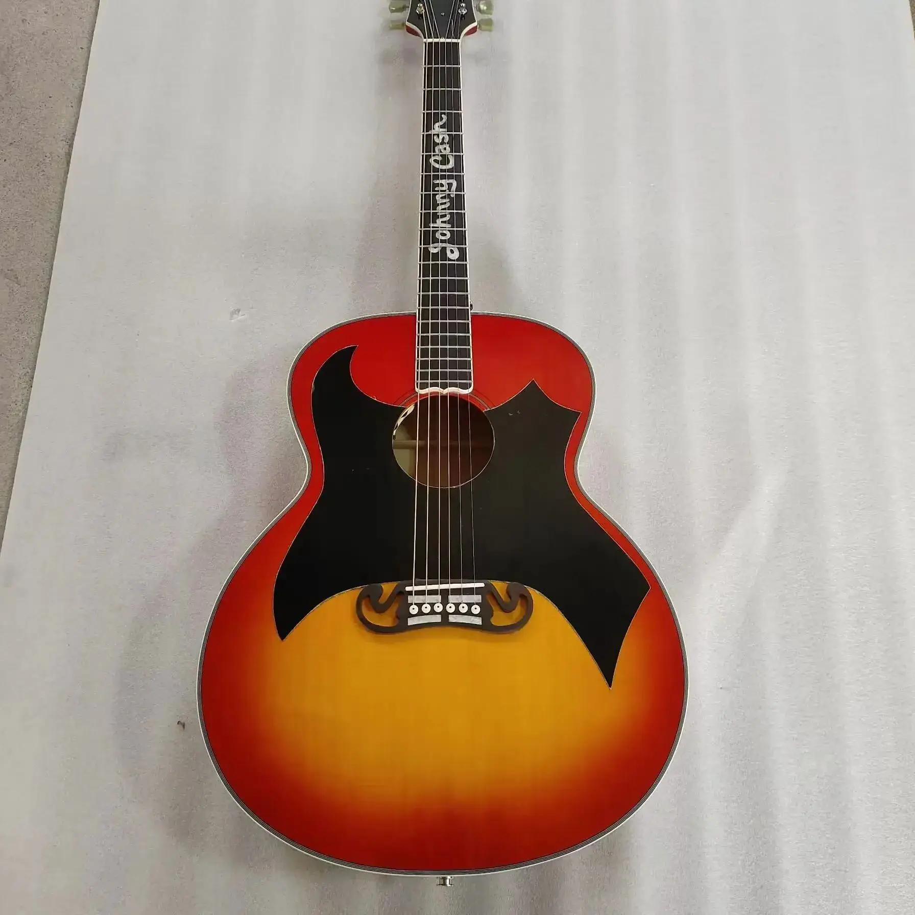 Модернизированная электроакустическая гитара Cherry, Flame Maple, корпус Johnny Jumbo, гитара Cash Signature, 43 дюйма
Модернизированная электроакустическая гитара Cherry, Flame Maple, корпус Johnny Jumbo, гитара Cash Signature, 43 дюйма