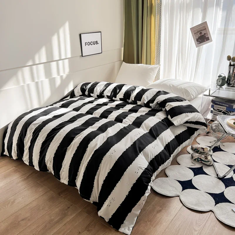 

Bonenjoy 1pc Quilt Cover 180x220 Black White Duvet Covers for Girls Boys Room Stripe Bed Cover постельное белье (No Pillowcase)