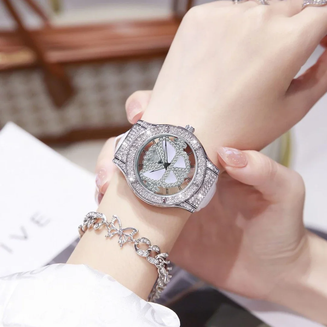 Fantasy Rotating Butterfly Fortune White Black Leather Luxury Full Crystal Stainless Steel Dial Waterproof Women Quartz Watch
Fantasy Rotating Butterfly Fortune White Black Leather Luxury Full Crystal Stainless Steel Dial Waterproof Women Quartz Watch