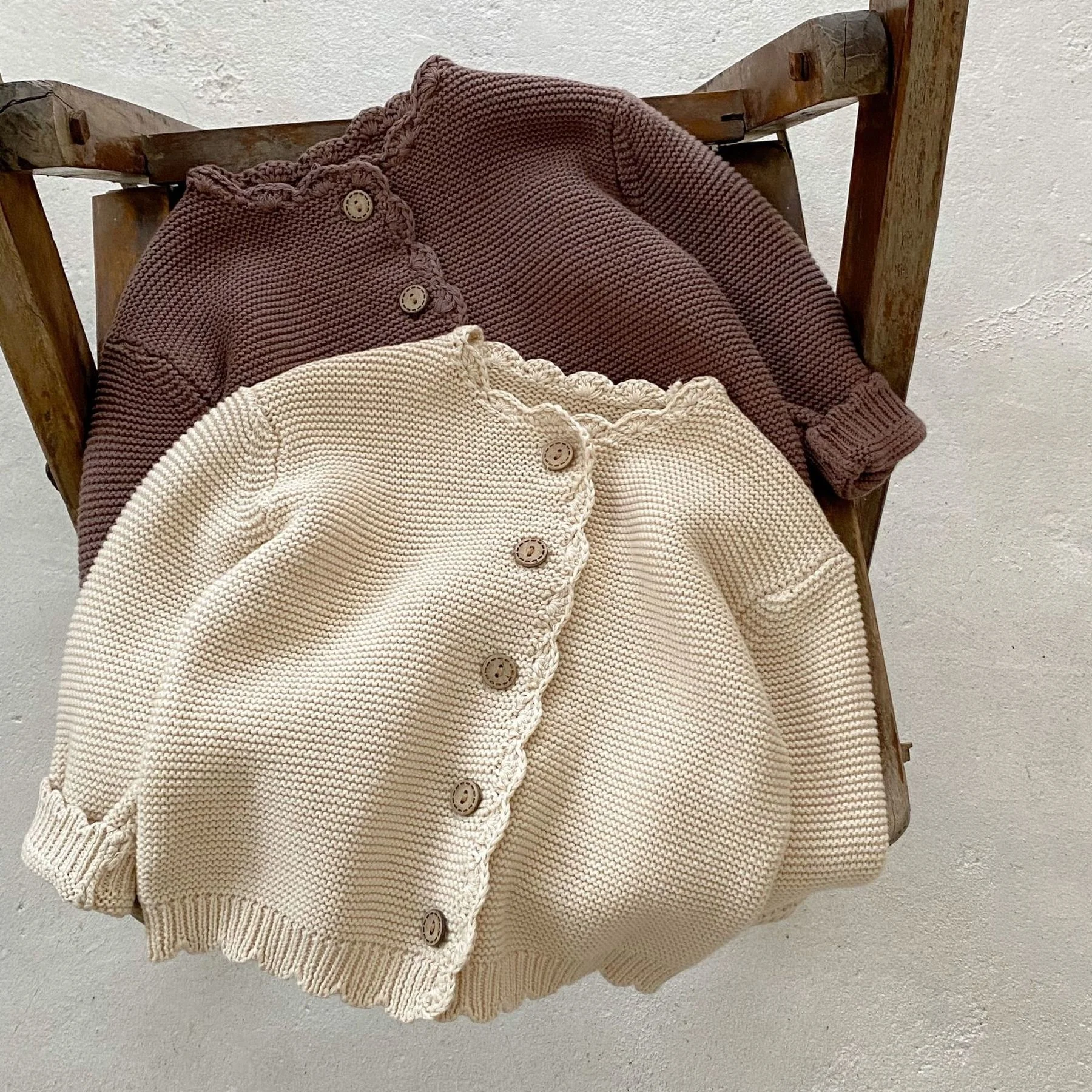 Fashion Baby Knitwear Clothing Spring Vintage Baby Girls Sweet Lace Collar Children Knit Sweater Cardigan Cotton Kids Jackt Coat
Fashion Baby Knitwear Clothing Spring Vintage Baby Girls Sweet Lace Collar Children Knit Sweater Cardigan Cotton Kids Jackt Coat