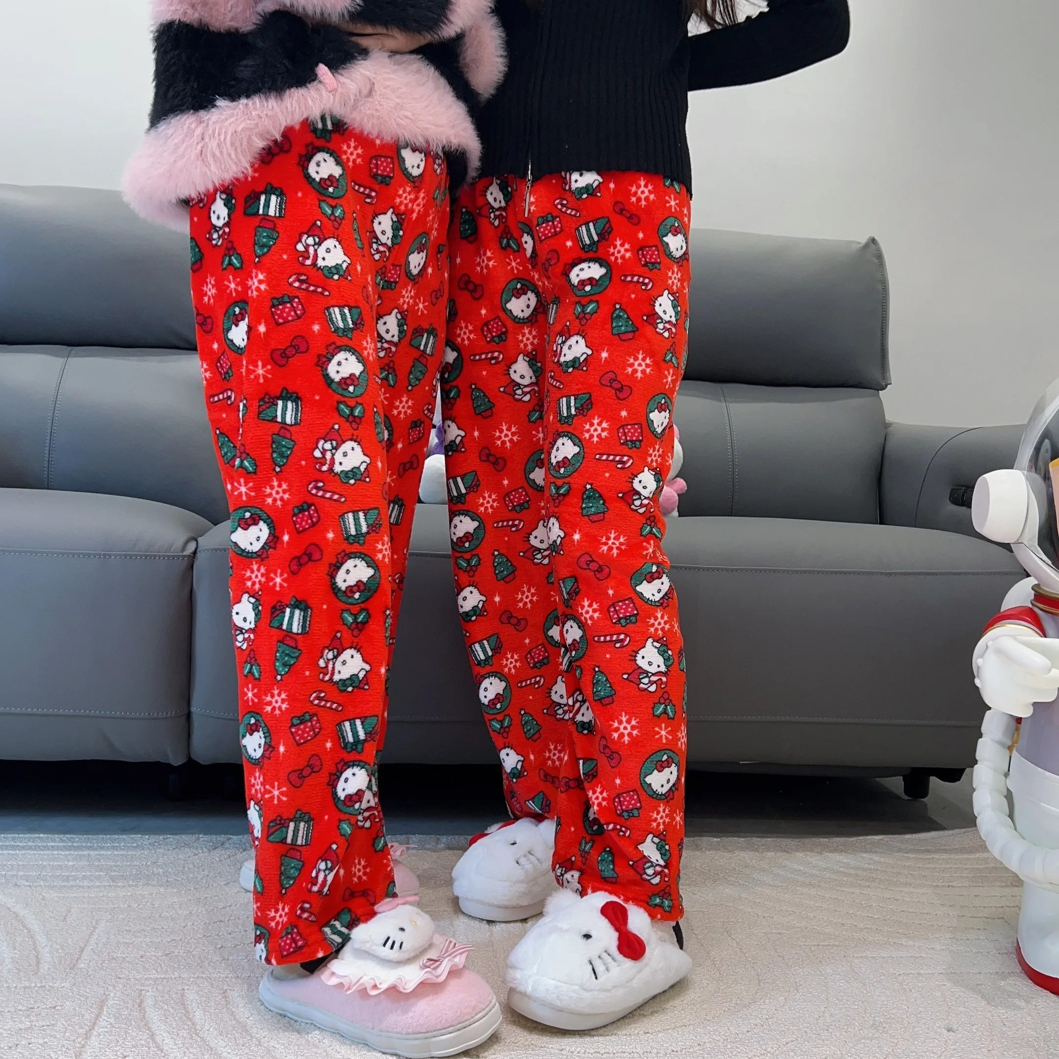 Sanrio Hello Kitty Pajamas Pants Kawaii Cartoon Anime Coral Fleece Soft Trousers Y2K Flannel Home Trousers Casual Fashion Pants
Sanrio Hello Kitty Pajamas Pants Kawaii Cartoon Anime Coral Fleece Soft Trousers Y2K Flannel Home Trousers Casual Fashion Pants